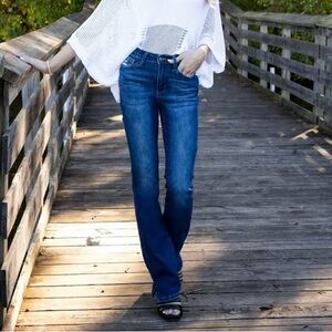 Judy Blue One For Me, You, Her slim stretchy bootcut denim blue jeans. 5 27 30